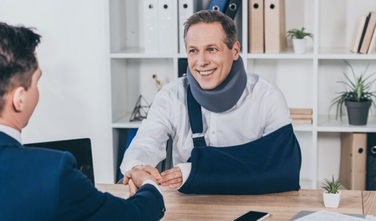 worker in neck brace