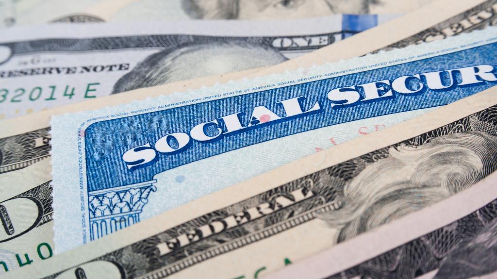 Social Security: US Social Security benefits set to increase 5.9% in 2022 -  Times of India